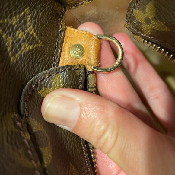 [SOLD] Louis Vuitton Luco Monogram Tote - Picture 8 of 15